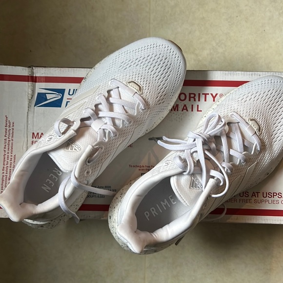 adidas Shoes - NEW Adidas Pure Boost 21 Shoes Cloud White/Metallic Silver - Size 7.5